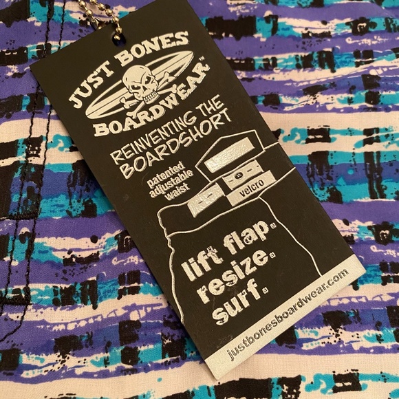 Board Shorts - Picture 4 of 9